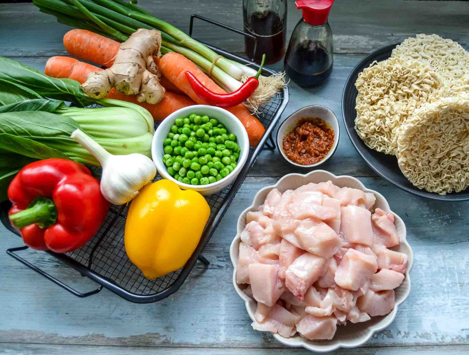 Gebratene Asia Nudeln mit Gemüse - Kochen aus Liebe