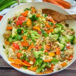 Hähnchen mit Reis und Gemüse