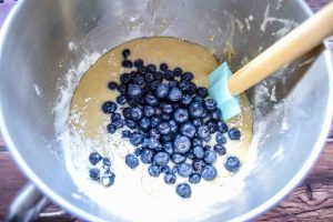 Muffinteig mit Blaubeeren