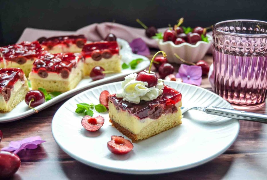 Kirsch Schmandkuchen vom Blech - Kochen aus Liebe