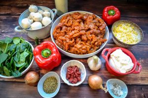 Zutaten Gyros, Paprika, Spinat, Champignons, Sahne, Käse