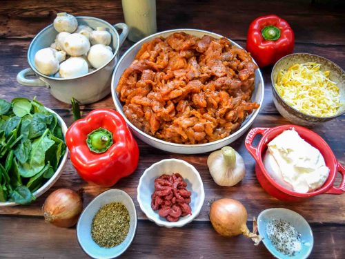 Zutaten Gyros, Paprika, Spinat, Champignons, Sahne, Käse