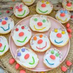 Einfaches Amerikaner Rezept saftig lecker mit Smarties und Zuckerstreusel