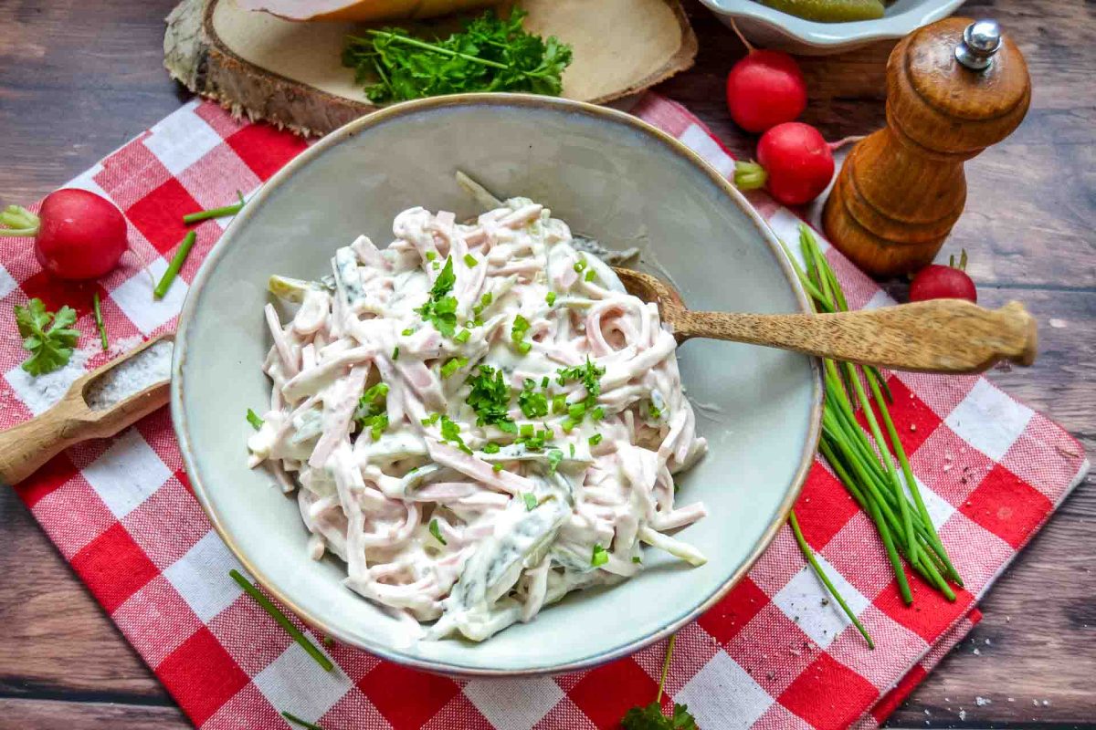 Fleischsalat nach Omas Rezept mit Mayonnaise