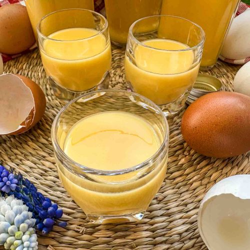 Omas cremigen Eierlikör selber machen